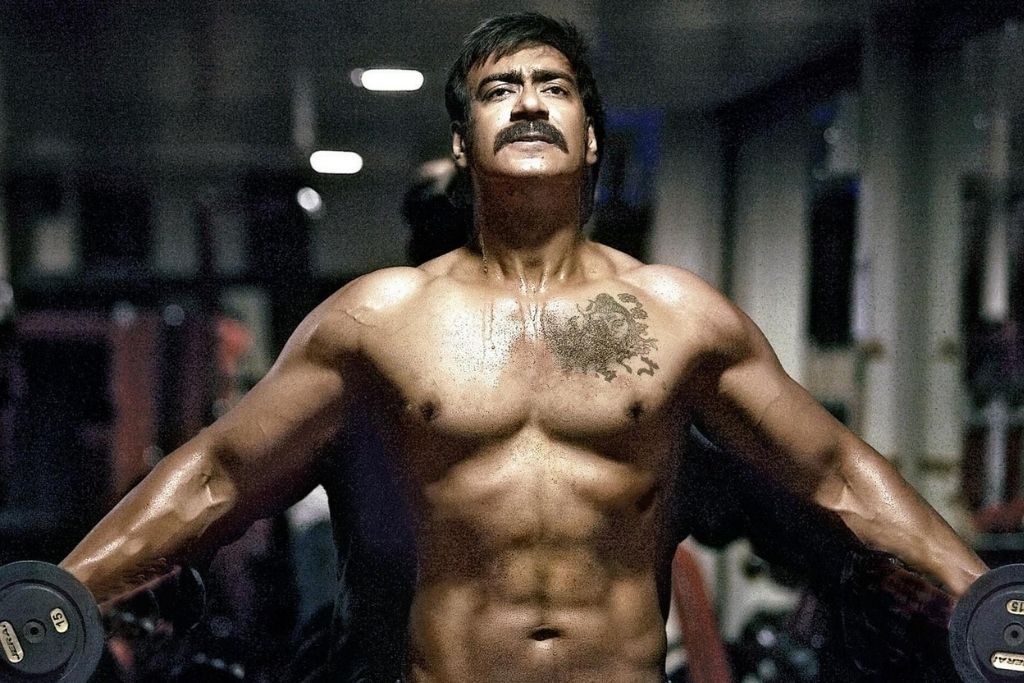 When Ajay devgn father came with Fighters to save him